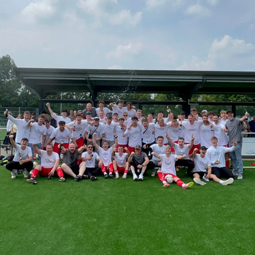 ***Unsere 4. Mannschaft feiert den Aufstieg***
Wir gratulieren unserer 4. Mannschaft zum Aufstieg in die Kreisliga C!!... ***Unsere 4. Mannschaft feiert den Aufstieg***
Wir gratulieren unserer 4. Mannschaft zum Aufstieg in die Kreisliga C!!...