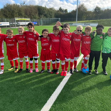Heute hatten wir wieder unser Heimspiel-Festival mit tollen Spielen, begeisterten Fußballern und engagierten Trainern!... Heute hatten wir wieder unser Heimspiel-Festival mit tollen Spielen, begeisterten Fußballern und engagierten Trainern!...