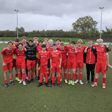 ***B2 fährt nächsten Sieg ein***
Auch im 6. Saisonspiel bleibt die B2 des SV Gescher ungeschlagen. Im heutigen Heimspiel... ***B2 fährt nächsten Sieg ein***
Auch im 6. Saisonspiel bleibt die B2 des SV Gescher ungeschlagen. Im heutigen Heimspiel...