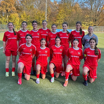 ***Starker Auftritt nach der Pause - Verdienter 4:1 Auswärtssieg in Reken***
Am vergangenen Samstag trat unsere wU17 im... ***Starker Auftritt nach der Pause - Verdienter 4:1 Auswärtssieg in Reken***
Am vergangenen Samstag trat unsere wU17 im...