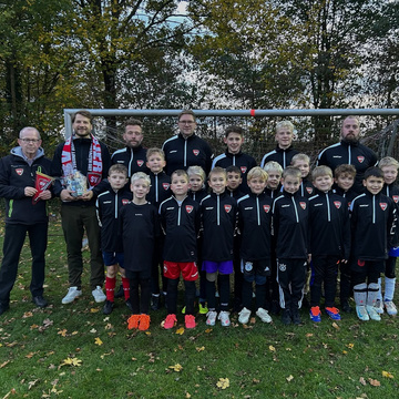 ***Neue Trainingsshirts für unsere F3***
Dank der Unterstützung des Sponsor Schwanekamp - creating stone solutions... ***Neue Trainingsshirts für unsere F3***
Dank der Unterstützung des Sponsor Schwanekamp - creating stone solutions...