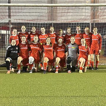 ***SV Gescher U17-Mädchen ziehen ins Finale ein!***
Mit einer starken Teamleistung sichern sich unsere U17-Mädels den... ***SV Gescher U17-Mädchen ziehen ins Finale ein!***
Mit einer starken Teamleistung sichern sich unsere U17-Mädels den...