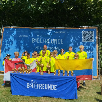 *E3 beendet E-Jugend Zeit bei der Mini WM in Ottenstein* ⚽️
Am vergangenen Wochenende hat die E3 an der Mini-WM der... *E3 beendet E-Jugend Zeit bei der Mini WM in Ottenstein* ⚽️
Am vergangenen Wochenende hat die E3 an der Mini-WM der...